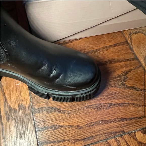 Justfab Toni lug sole boots, black, size 5.5 - Picture 6 of 9